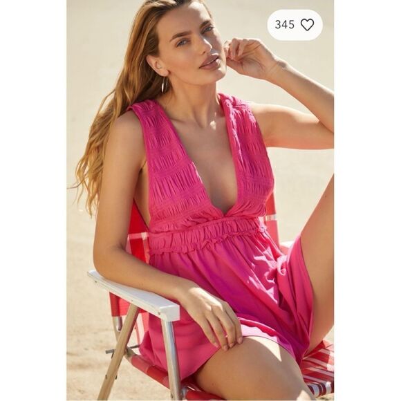 NEW Anthropologie Barbie Pink Sleeveless Knit Romper Jumpsuit Cover-Up Medium - Picture 4 of 4